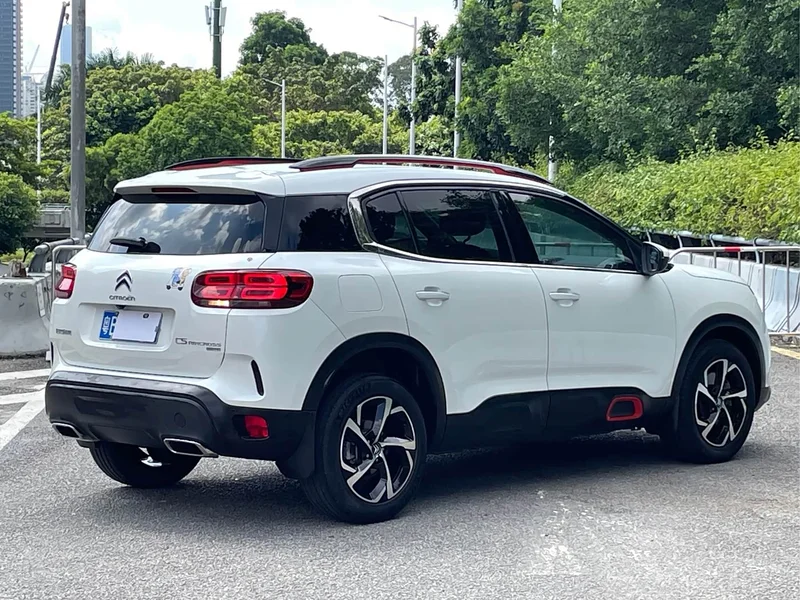Peugeot C5 Aircross — фото 3