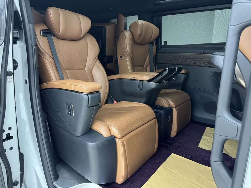 Toyota Vellfire — фото 14