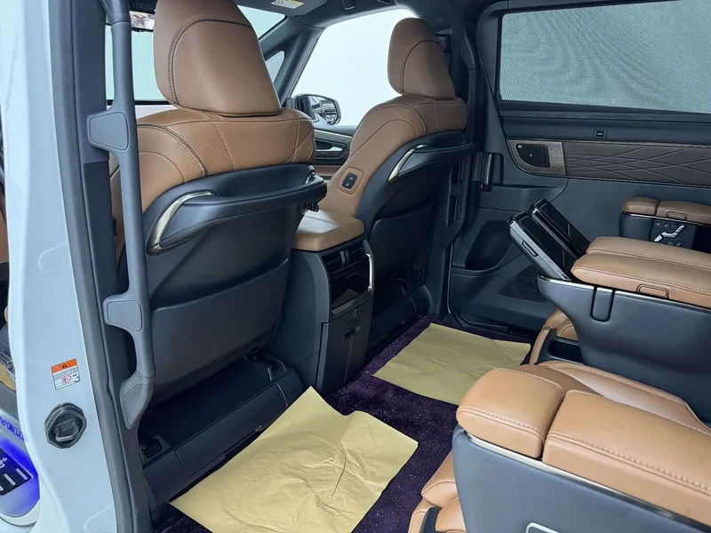 Toyota Vellfire — фото 10