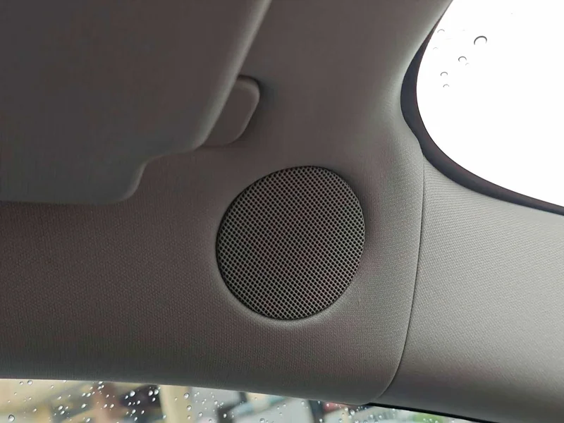 Tesla Model 3 — фото 17