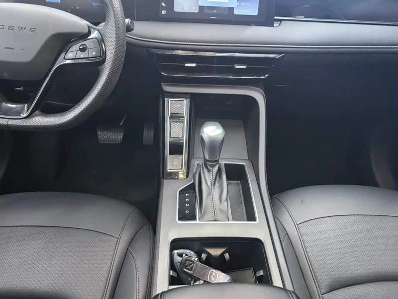 Roewe i5 — фото 16