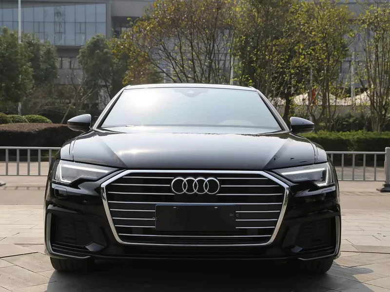 Audi A6L — фото 2