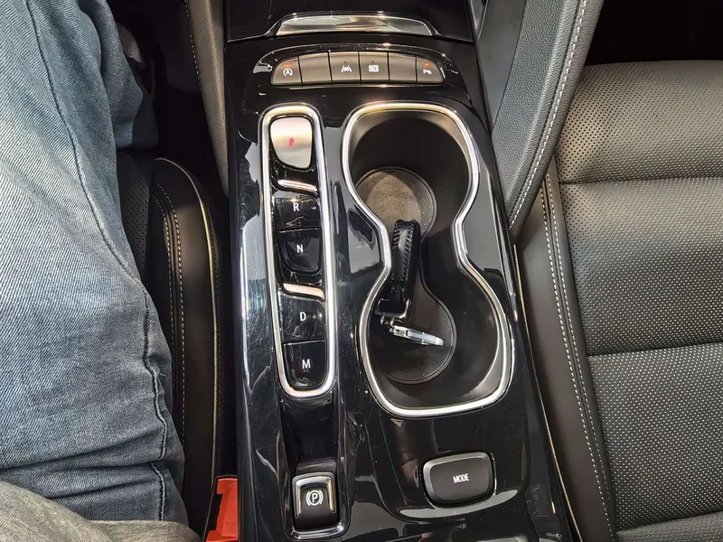 Buick Envision Plus — фото 15