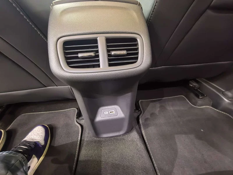 Buick Envision Plus — фото 20