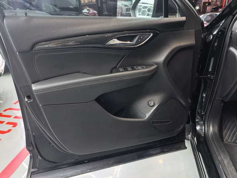 Buick Envision Plus — фото 8