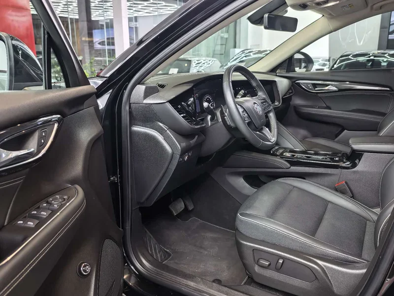 Buick Envision Plus — фото 9
