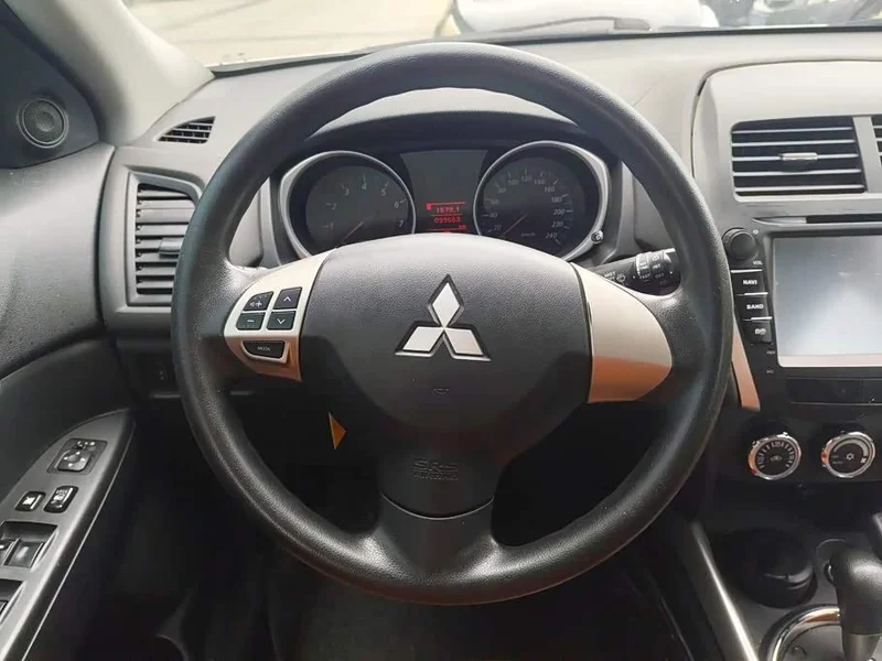Mitsubishi ASX — фото 15