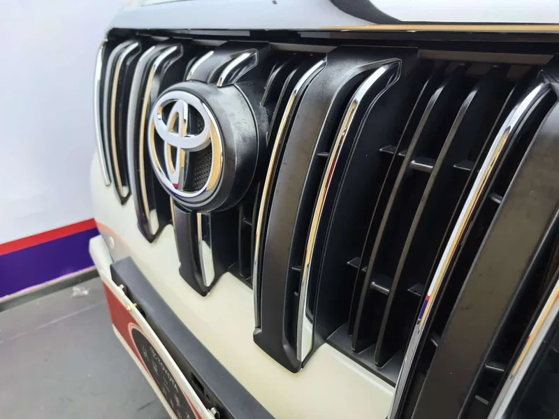Toyota Prado — фото 21
