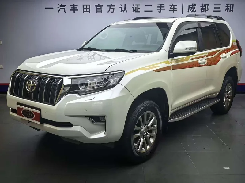 Toyota Prado — фото 1