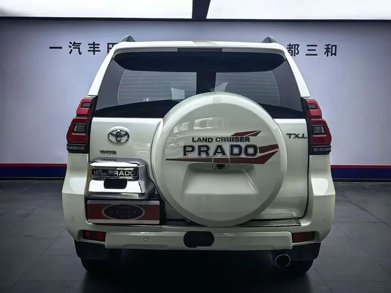 Toyota Prado — фото 4