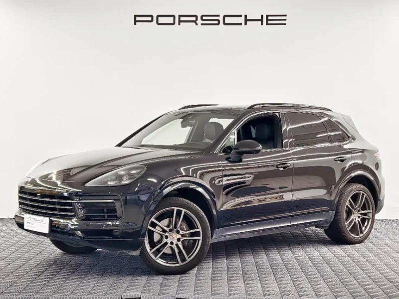 Porsche Cayenne — фото 1
