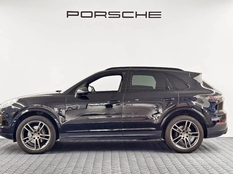 Porsche Cayenne — фото 7