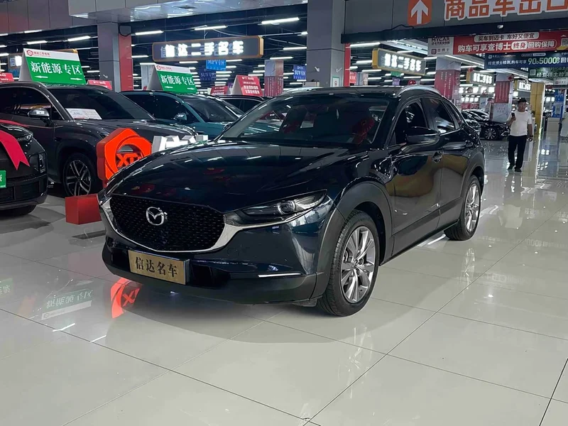 Mazda CX-30 — фото 1
