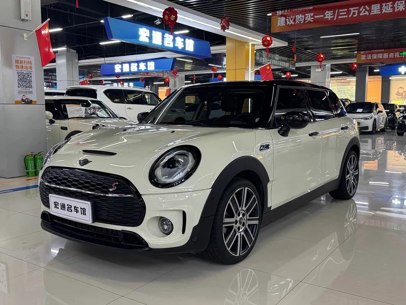 MINI CLUBMAN — фото 1