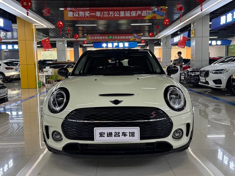 MINI CLUBMAN — фото 2