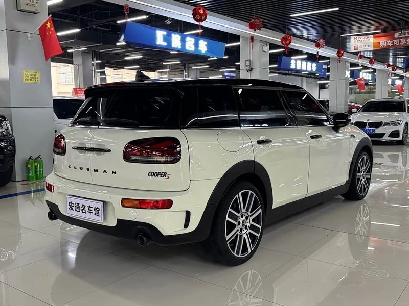 MINI CLUBMAN — фото 4