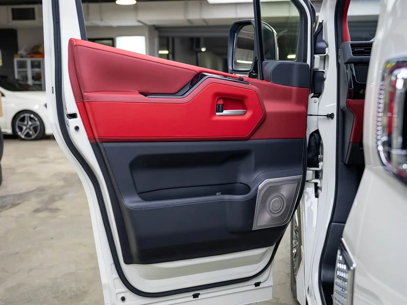 Toyota HiAce — фото 23