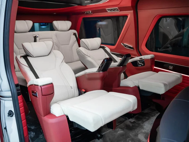 Toyota HiAce — фото 28