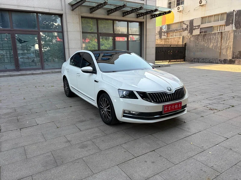 Volkswagen Octavia — фото 3