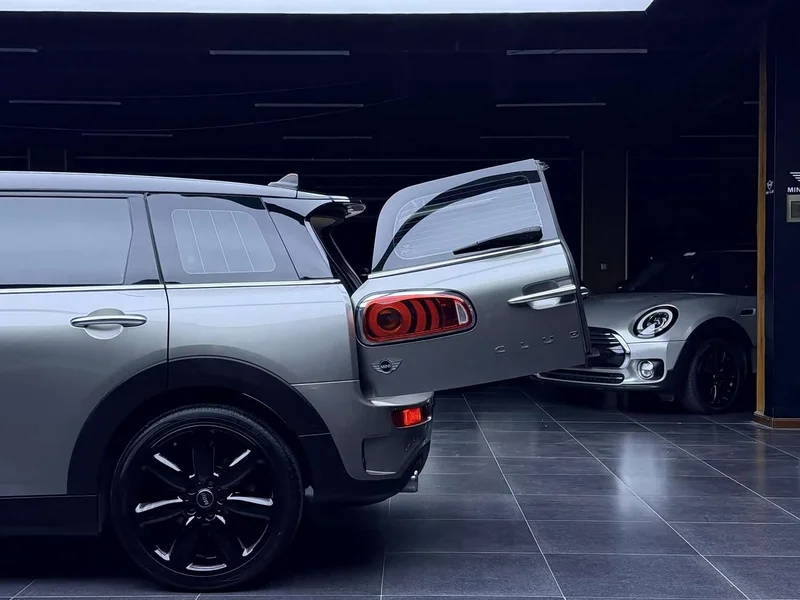 MINI CLUBMAN — фото 12