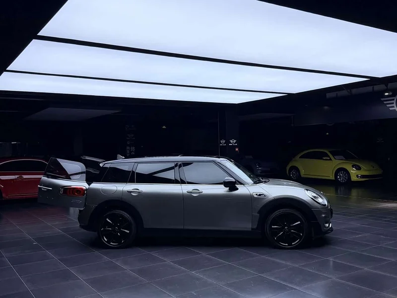 MINI CLUBMAN — фото 6