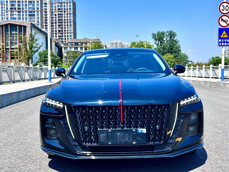 Hongqi H5 — фото 3