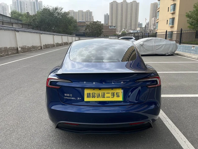 Tesla Model 3 — фото 17
