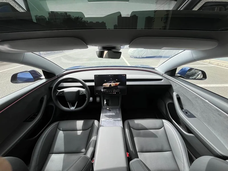 Tesla Model 3 — фото 8