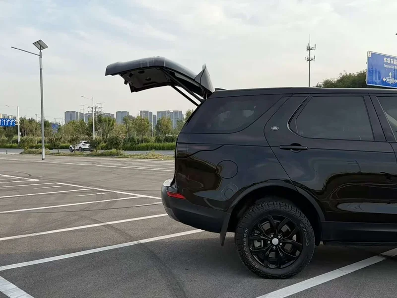 Land Rover Discovery — фото 11