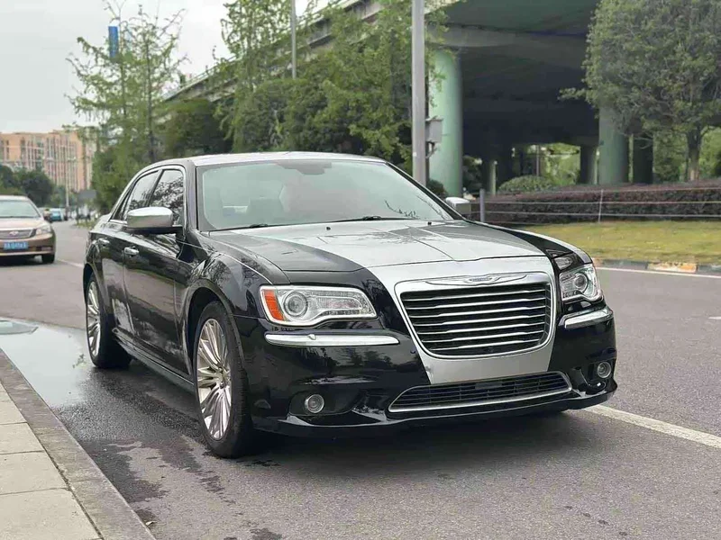 Chrysler 300C — фото 2