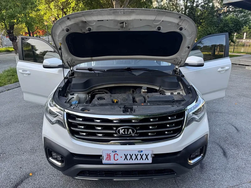 Kia Sportage — фото 21