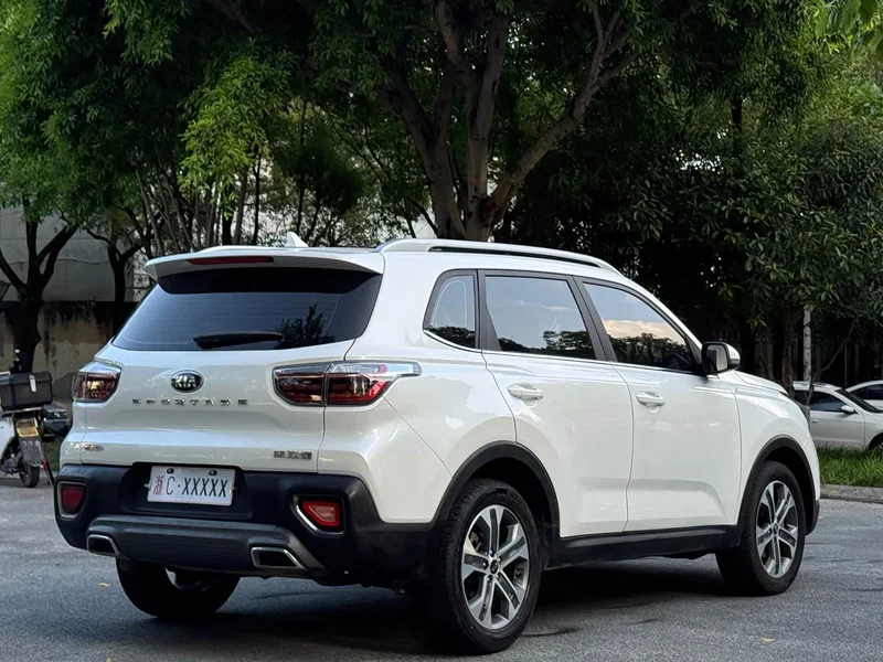 Kia Sportage — фото 5