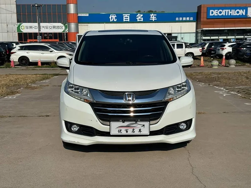 Honda Odyssey — фото 13