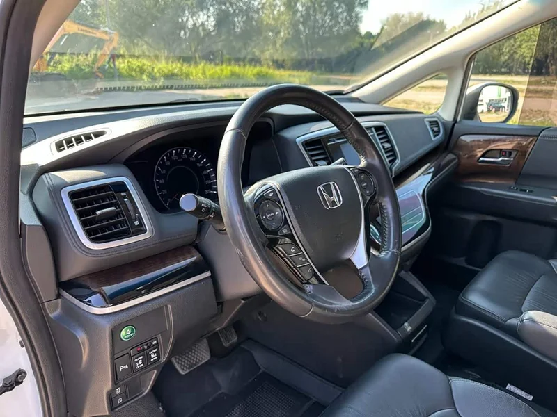 Honda Odyssey — фото 16