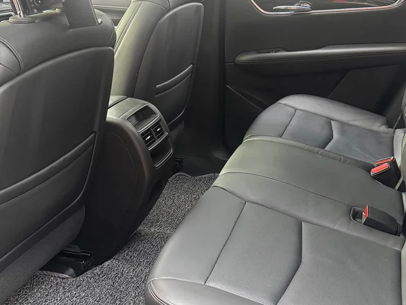 Cadillac XT5 — фото 6