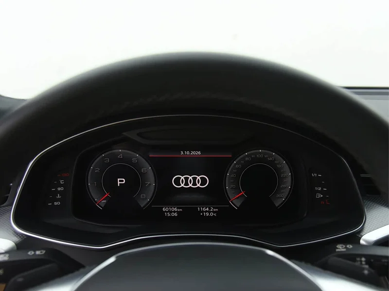 Audi A6L — фото 10