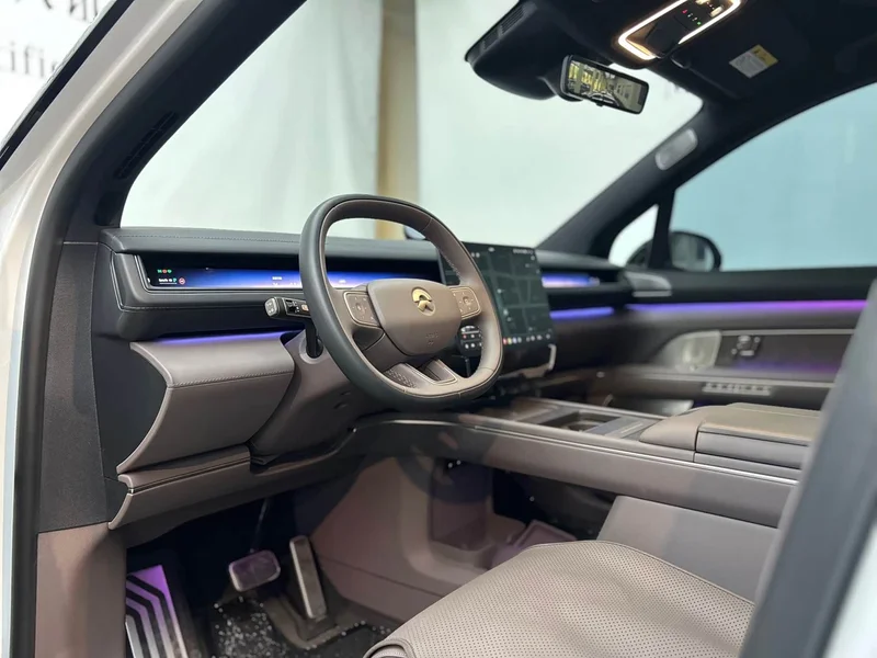 NIO ES8 — фото 13