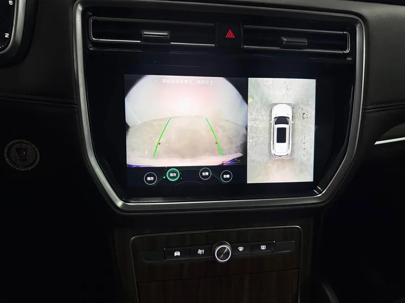 Roewe RX8 — фото 18