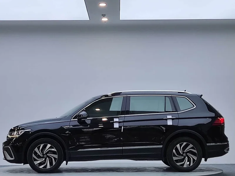 Volkswagen Tiguan L — фото 5