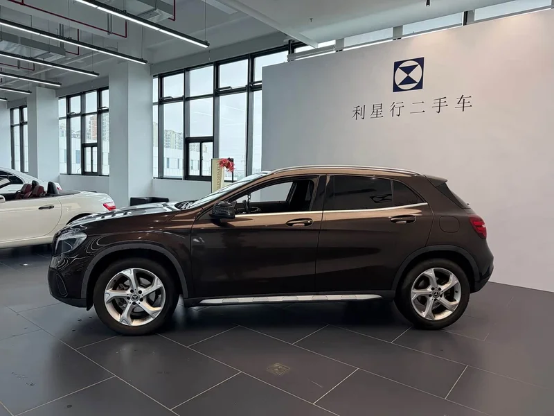 Mercedes-Benz GLA — фото 3