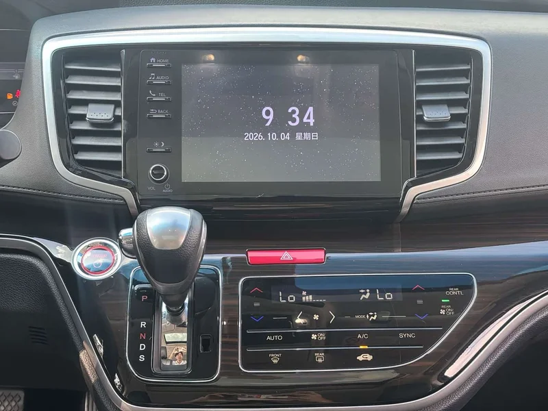 Honda Odyssey — фото 10