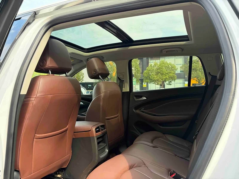 Buick Envision Plus — фото 11