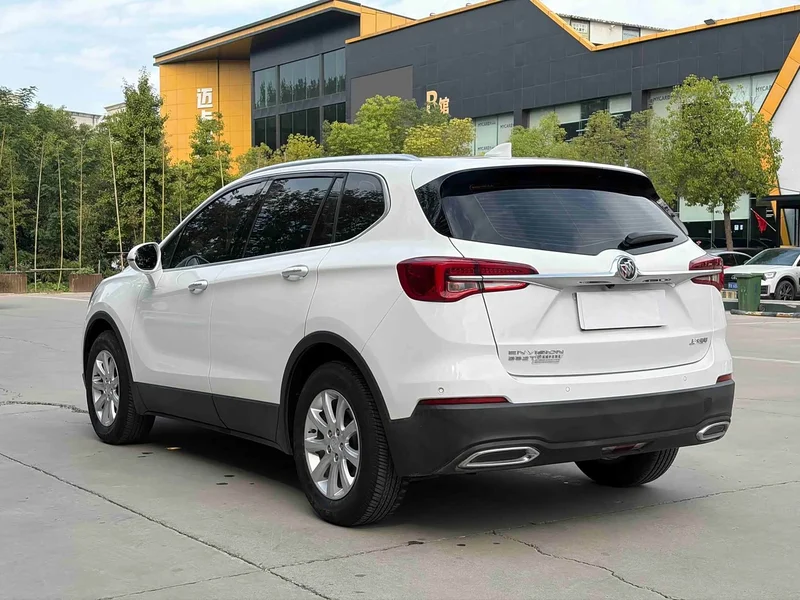 Buick Envision Plus — фото 4