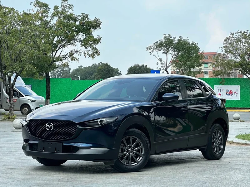 Mazda CX-30 — фото 1