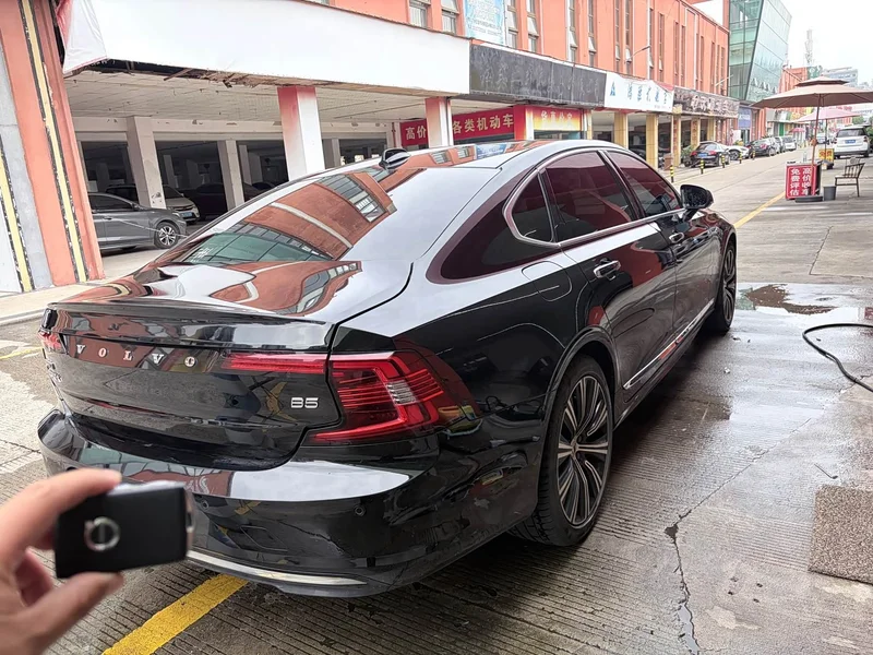 Volvo S90 — фото 7