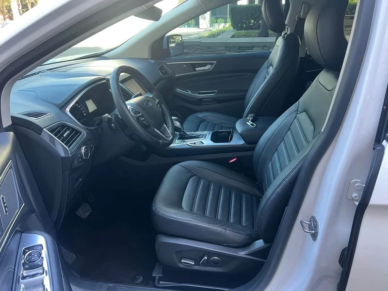Ford Edge — фото 11