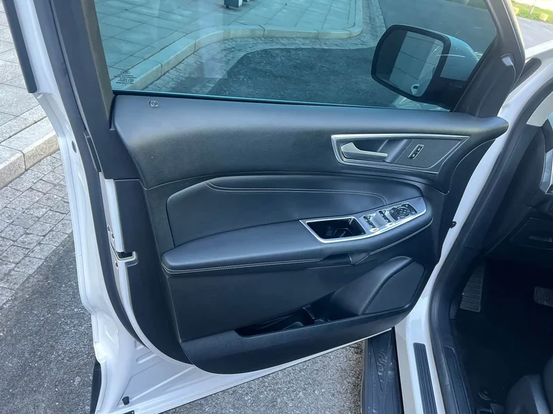 Ford Edge — фото 12