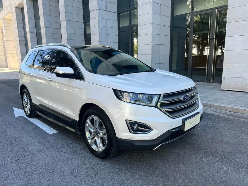Ford Edge — фото 3