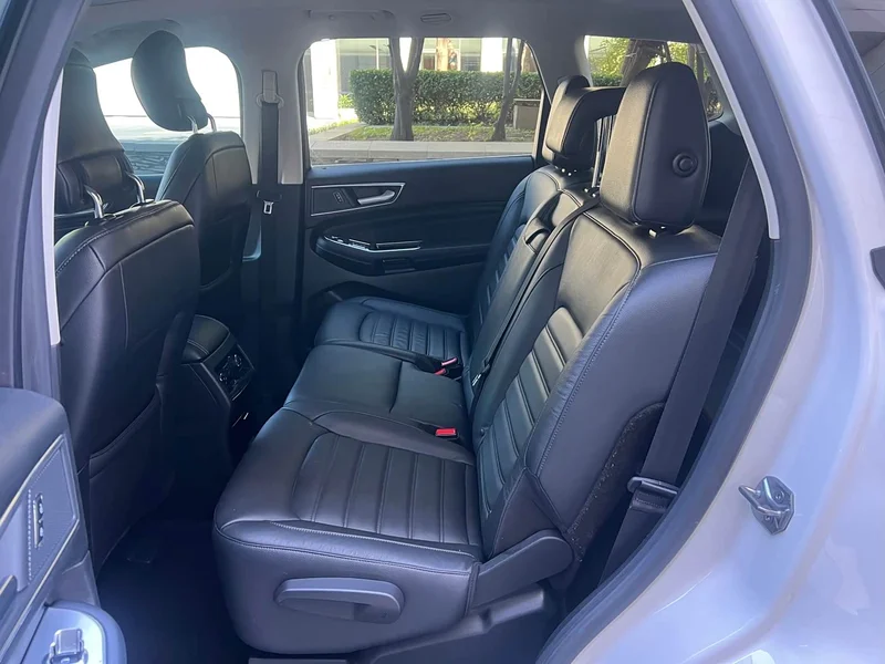 Ford Edge — фото 8