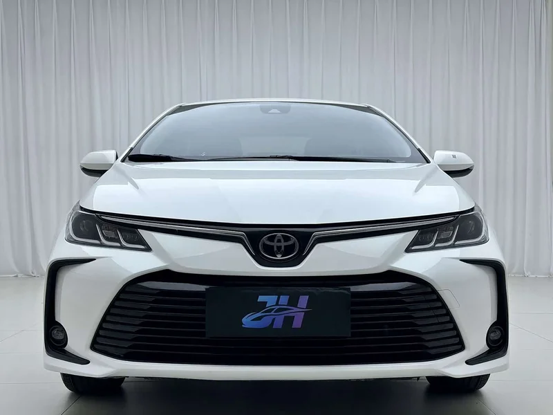Toyota Corolla — фото 2